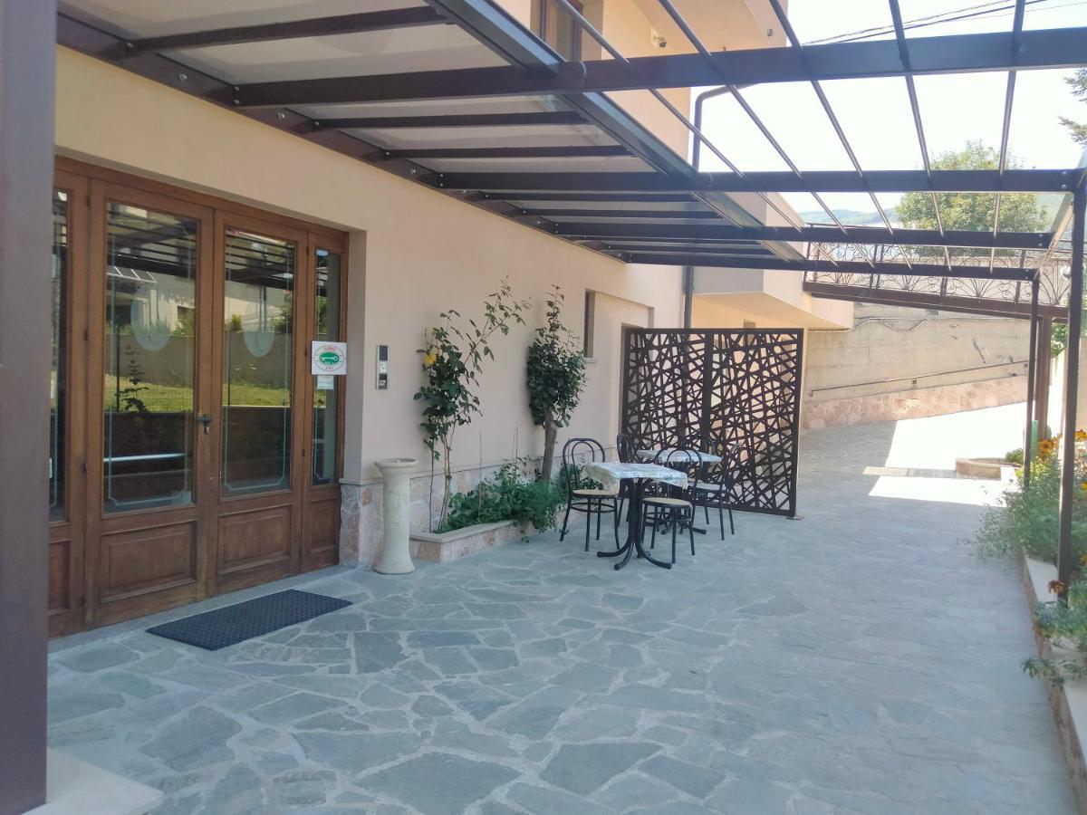 Hotel Ristorante Caligiuri Decollatura 外观 照片